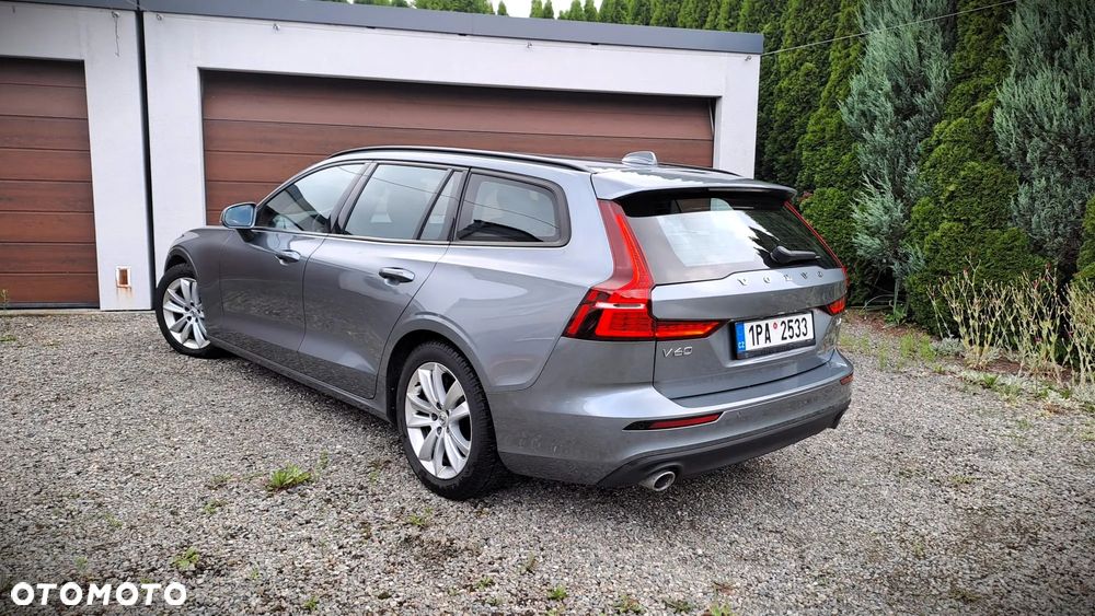 Volvo V60 D4 Geartronic Momentum - 5