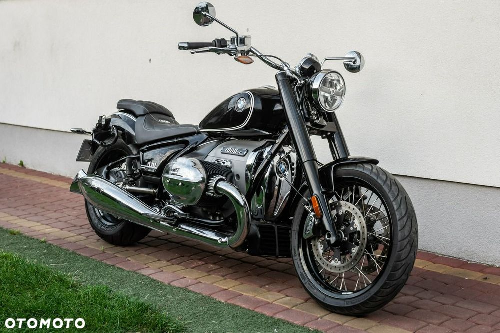 BMW R - 1
