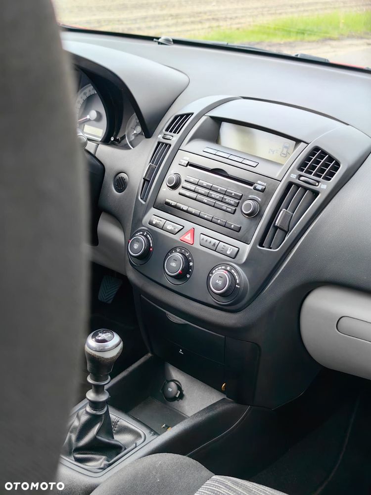 Kia Ceed 1.6 Comfort - 4