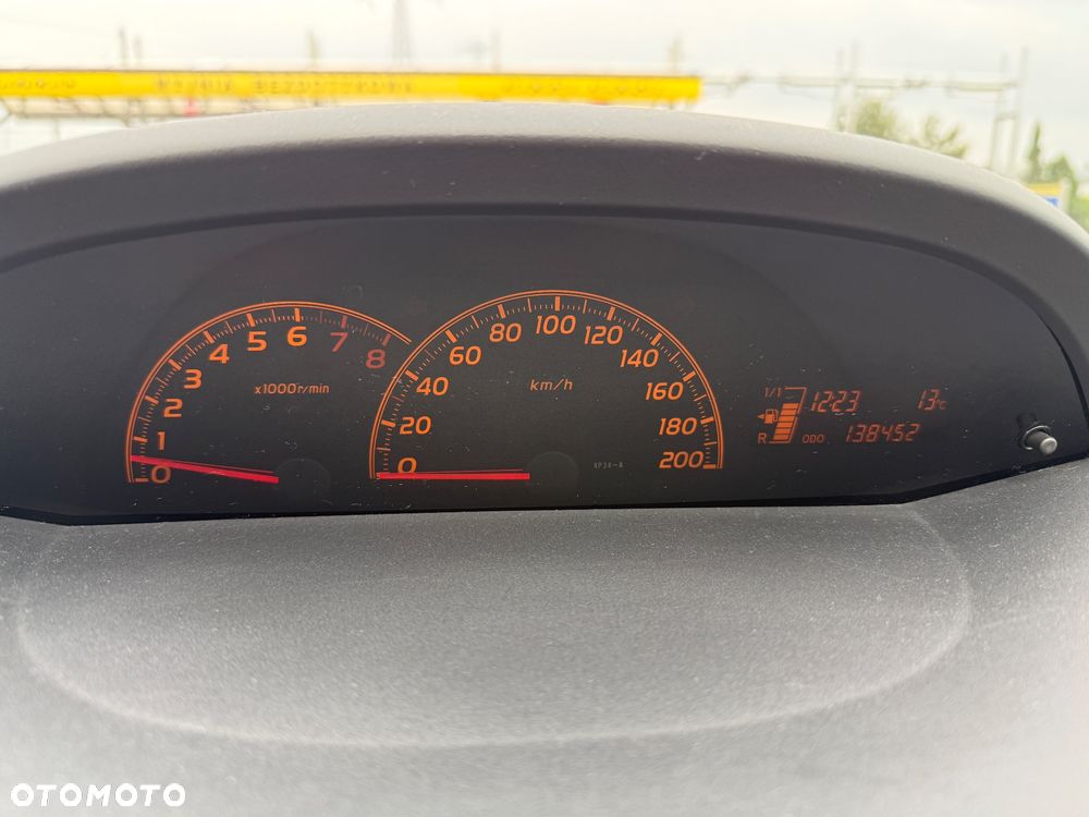 Toyota Yaris 1.33 Luna - 12