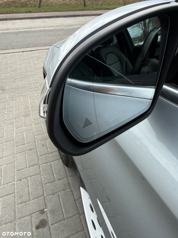 Mercedes-Benz GLC - 23