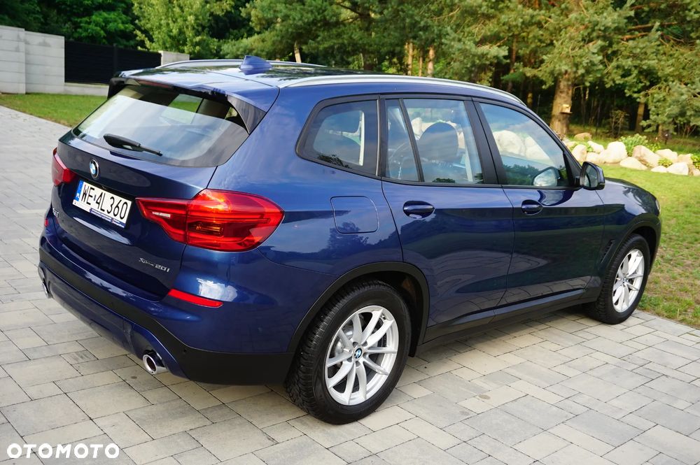 BMW X3 xDrive20i Advantage - 13
