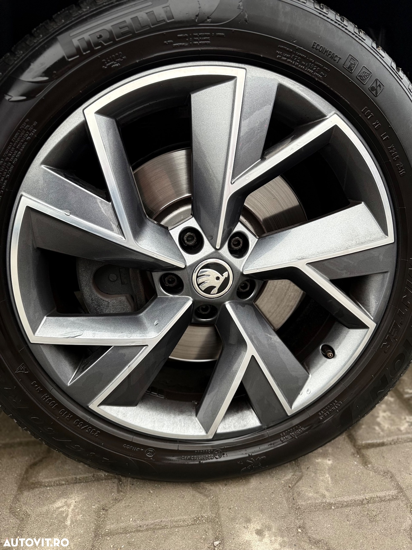 Skoda Kodiaq 2.0 TDI 4X4 DSG Sportline - 6
