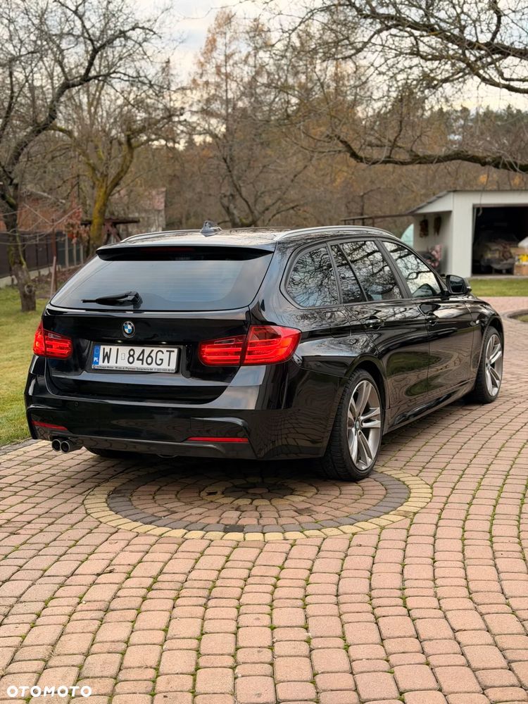 BMW Seria 3 330d Touring xDrive M Sport - 6