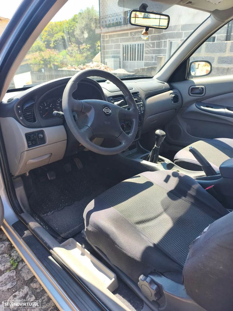 Nissan Almera - 3