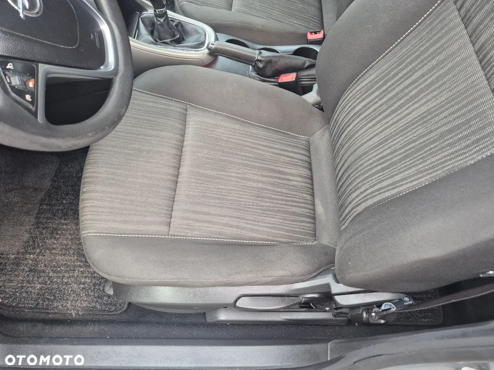 Opel Astra 1.4 ecoFLEX - 14