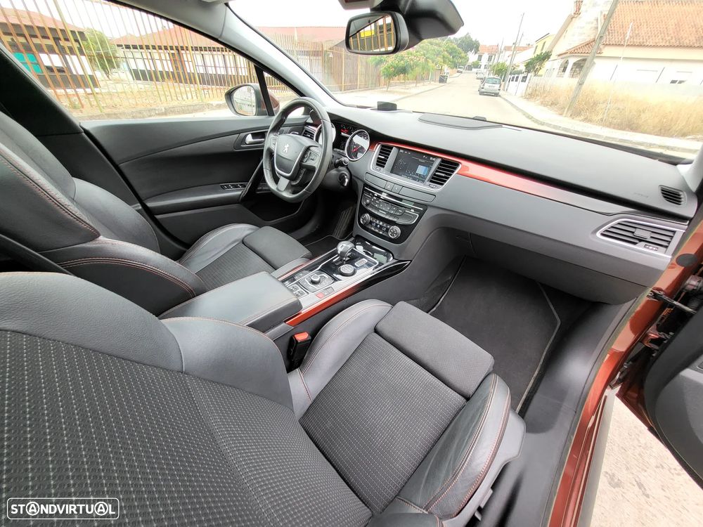 Peugeot 508 RXH 2.0 HDi Hybrid4 2-Tronic - 14