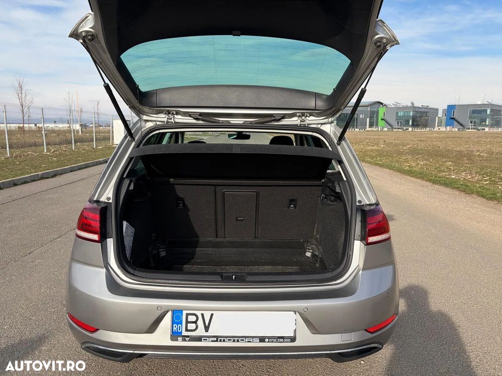 Volkswagen Golf 1.6 TDI Comfortline - 6