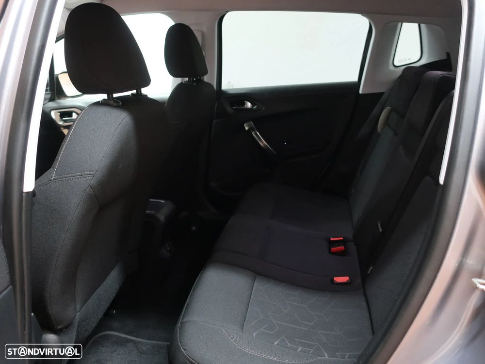 Peugeot 2008 1.2 VTi Allure - 15
