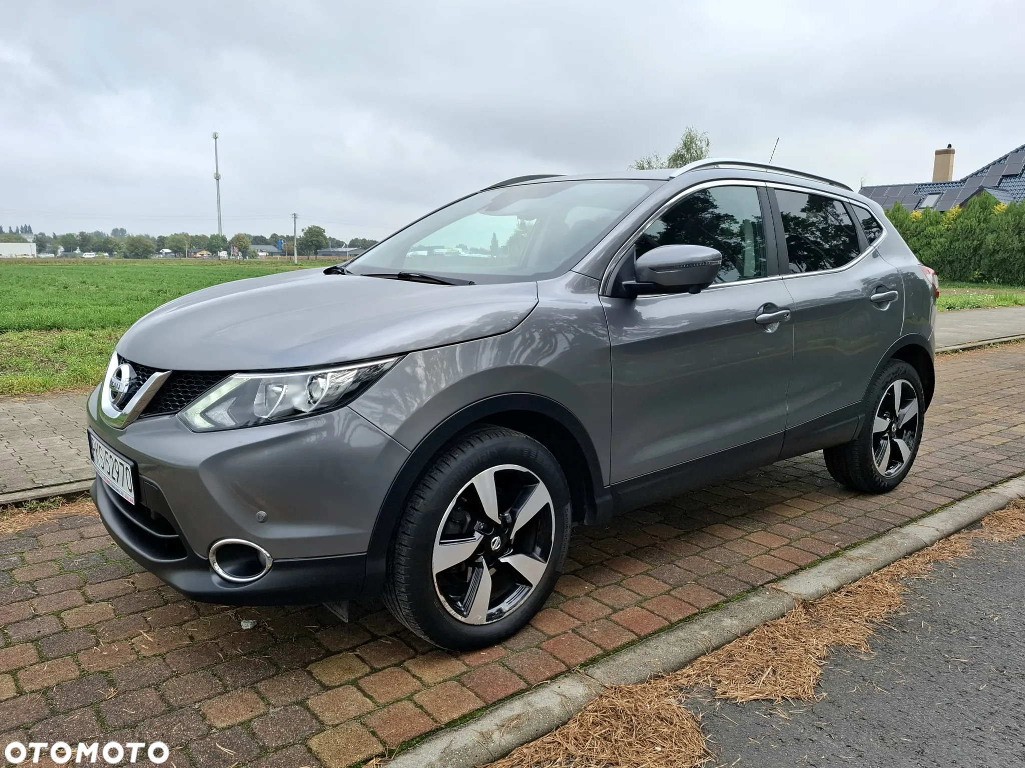 Nissan Qashqai 1.2 DIG-T N-Connecta EU6 - 3