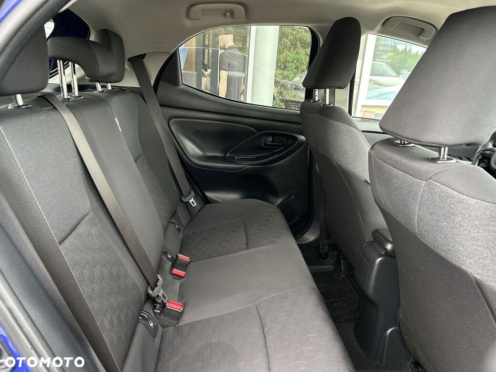 Toyota Yaris Hybrid 1.5 Style - 23