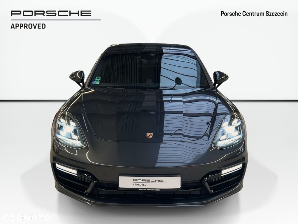 Porsche Panamera - 8