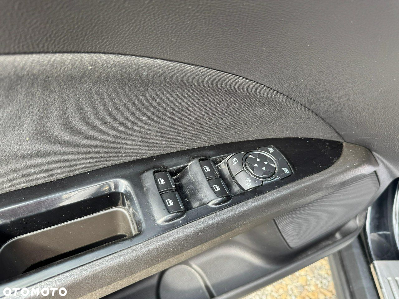 Ford Mondeo - 26