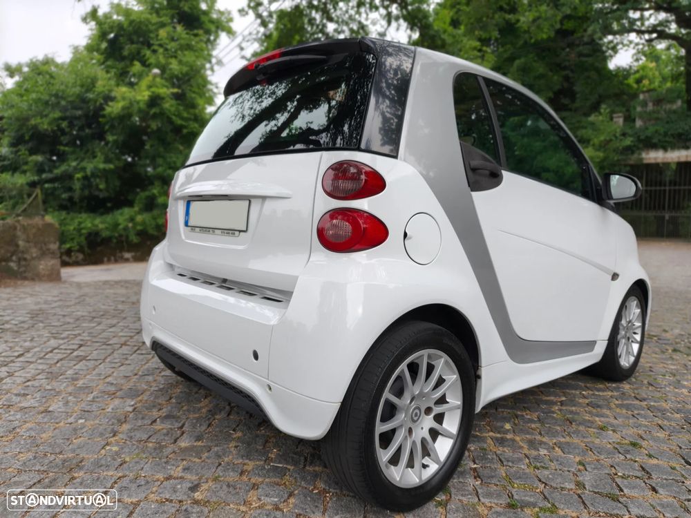 Smart ForTwo Coupé 0.8 cdi Passion 54 - 16