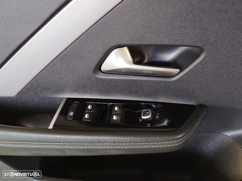 Opel Astra Sports Tourer 1.2 T GS — fotografia 13