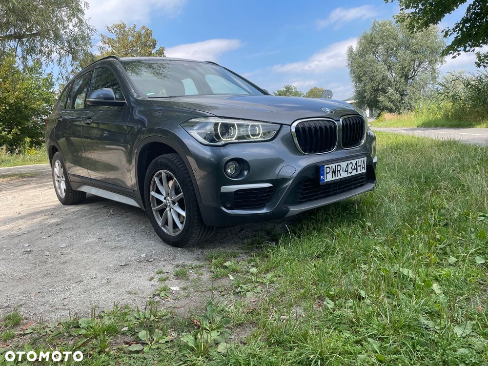 BMW X1 sDrive18d - 37