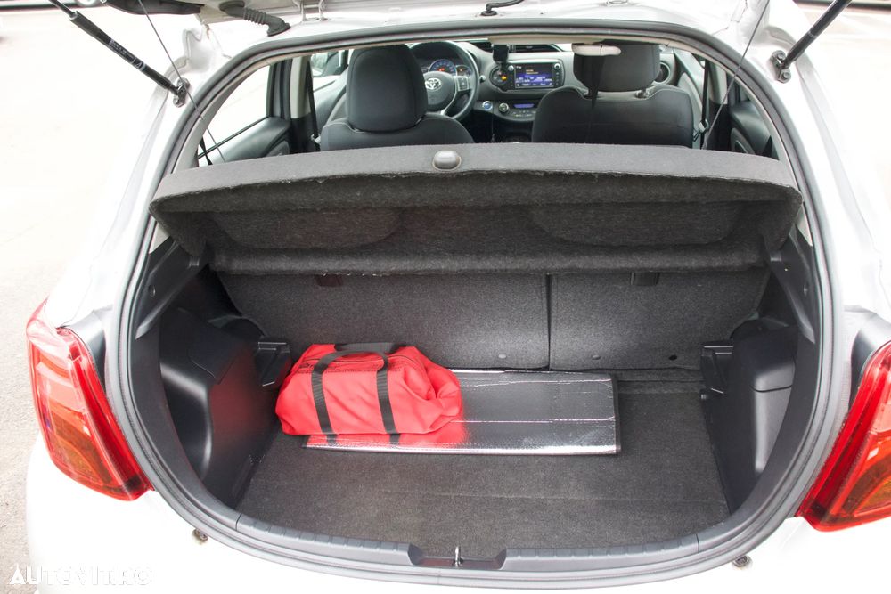 Toyota Yaris - 27