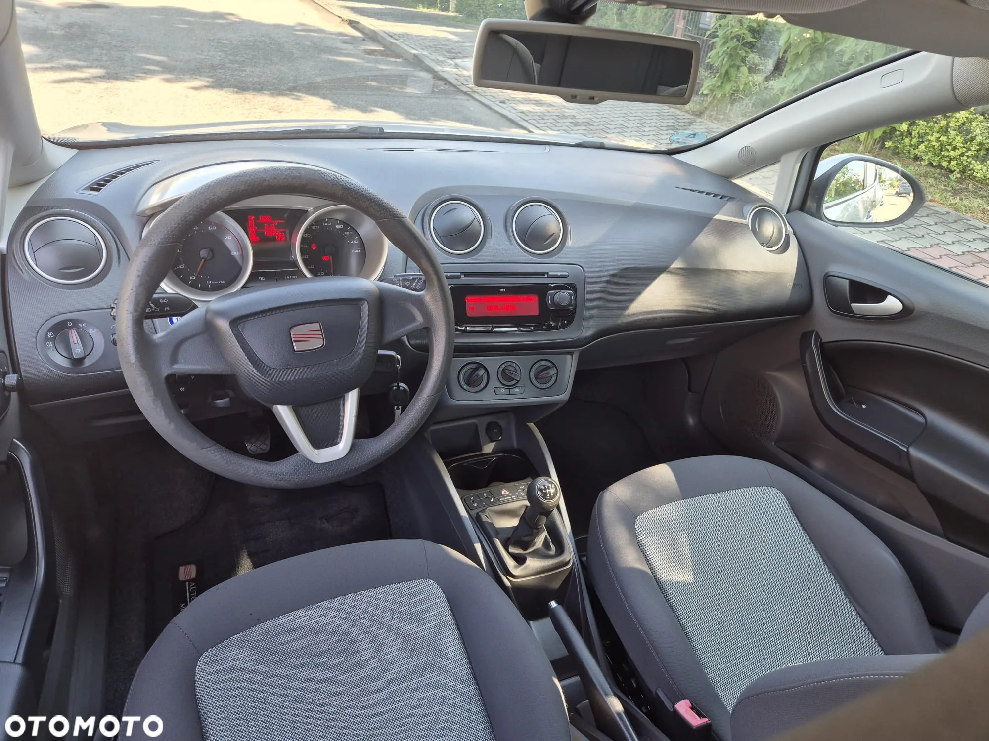 Seat Ibiza 1.4 16V Reference - 7