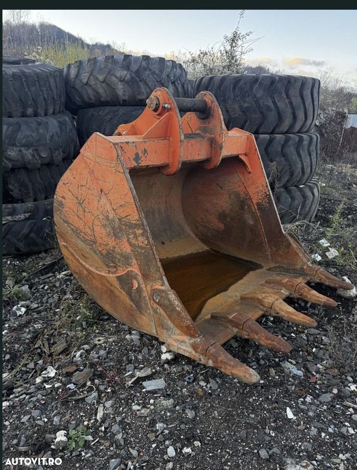 Hitachi excavator HITACHI ZAXIS 300 LCN - 3