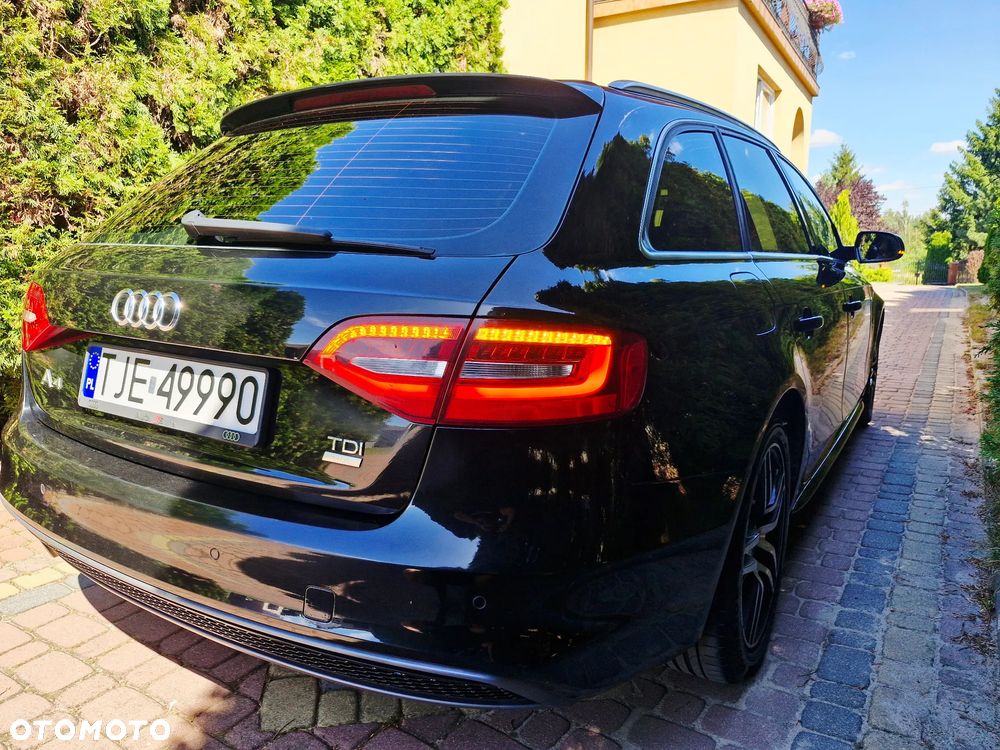 Audi A4 - 4