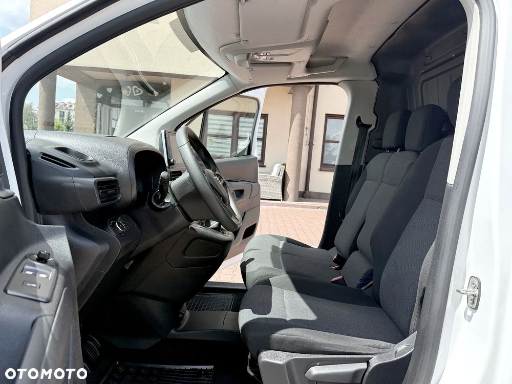 Opel COMBO LONG XL 3 OSOBY *NOWY SILNIK* ŁADOWNOŚC 852 KG HAK 1000KG SERWISOWANY F VAT 23% BOCZNE DZWI TEMPOMAT - 18