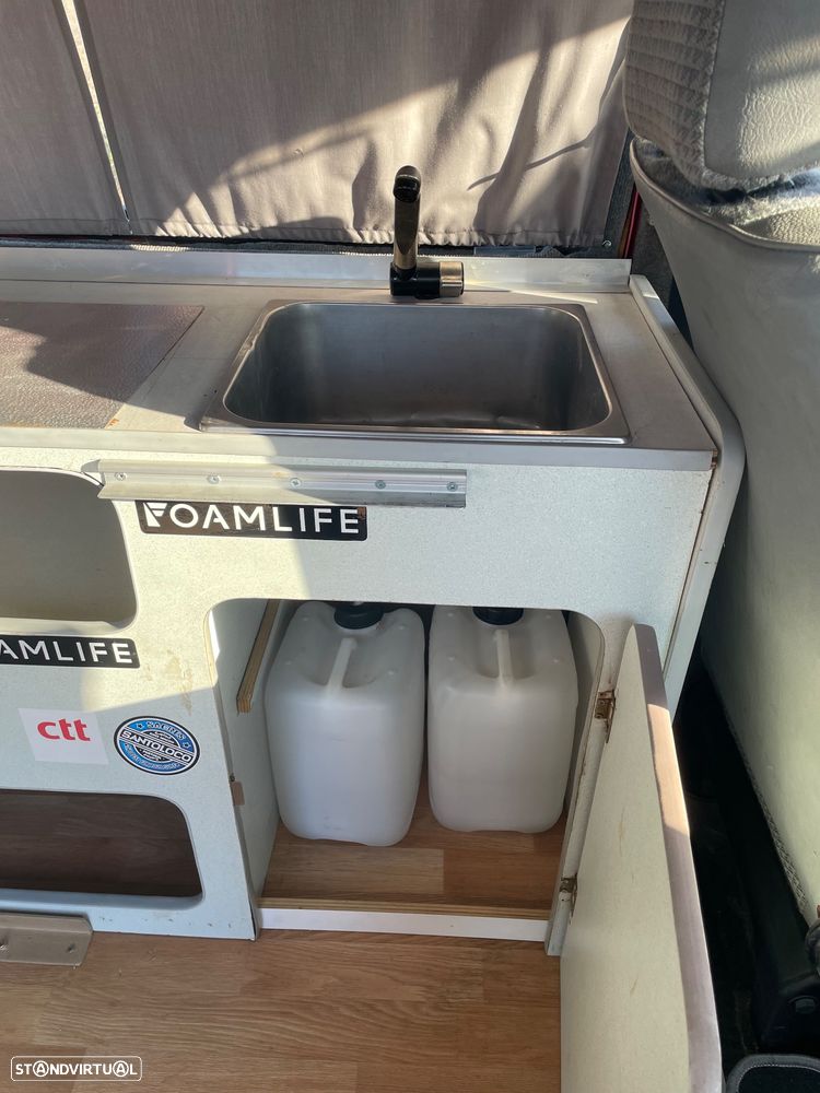 VW Transporter 1.9 TD Kombi Lg.Sp - 10