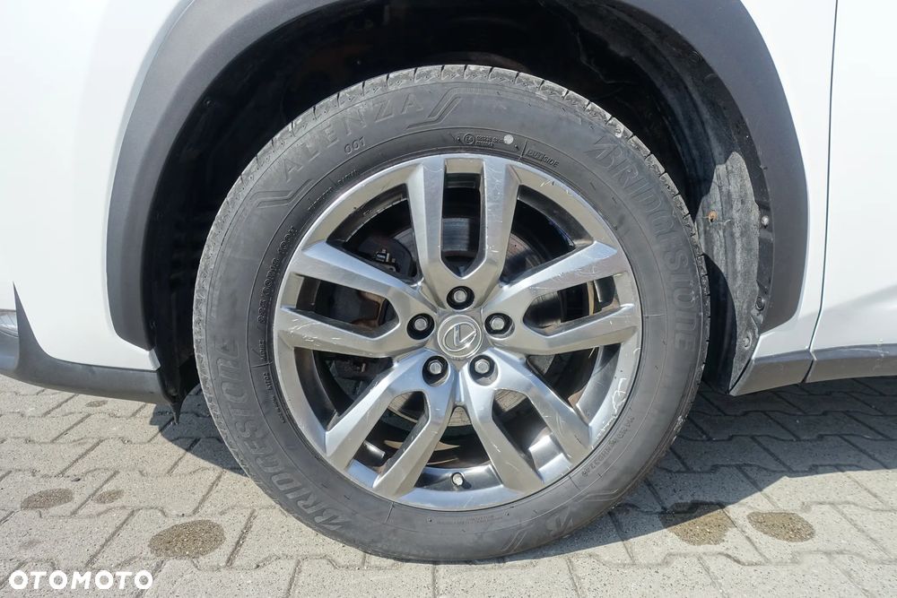 Lexus NX 300h Executive-Line - 9