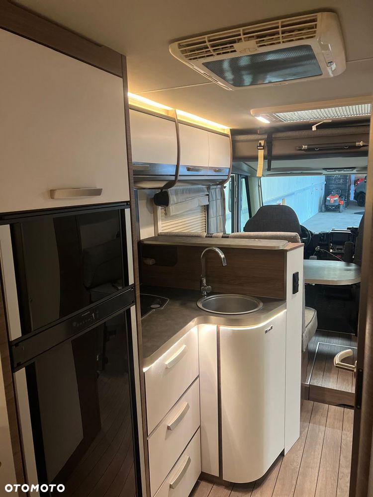 KNAUS Live i 700 - 8
