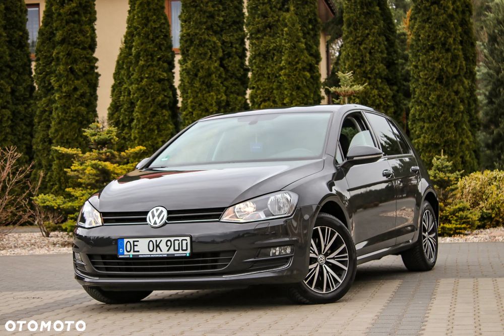 Volkswagen Golf 2.0 TDI BlueMotion Technology Allstar - 3