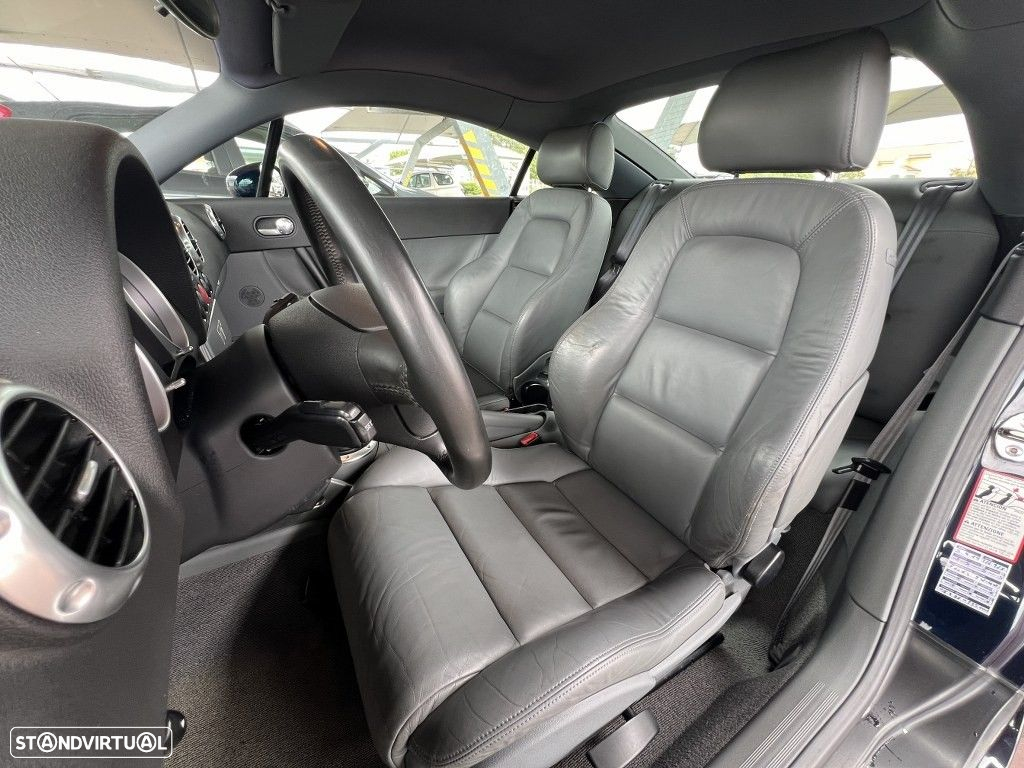 Audi TT Coupé 1.8 T S-line - 3
