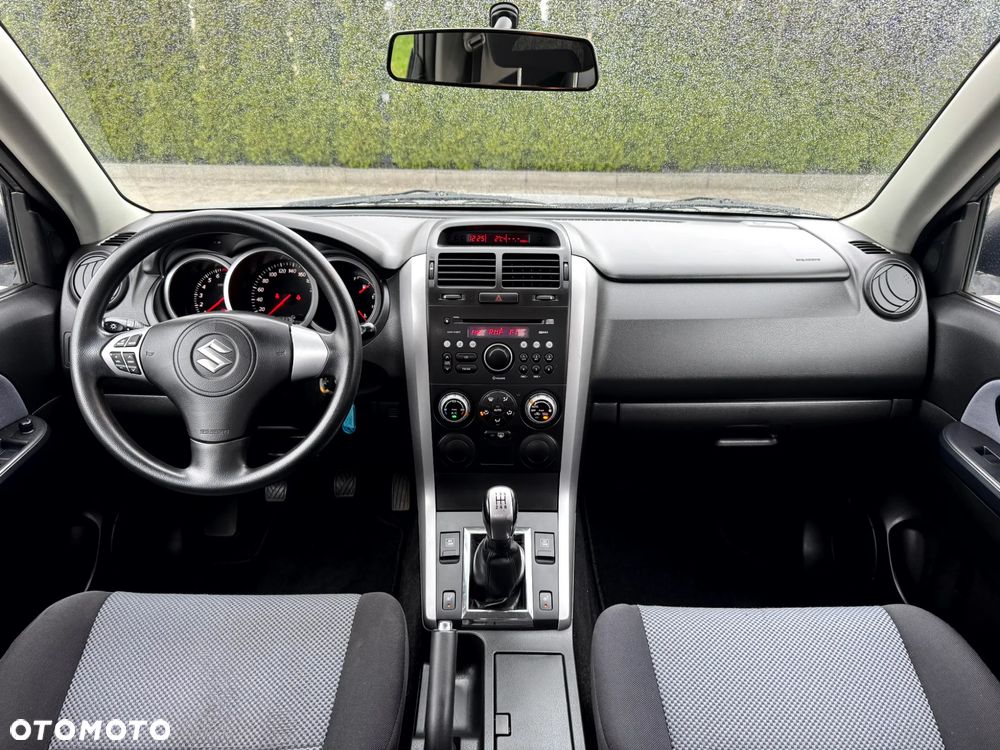 Suzuki Grand Vitara 1.6 - 7