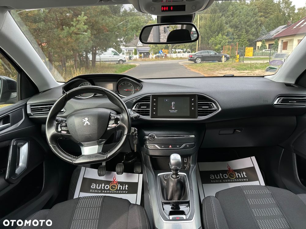 Peugeot 308 - 22
