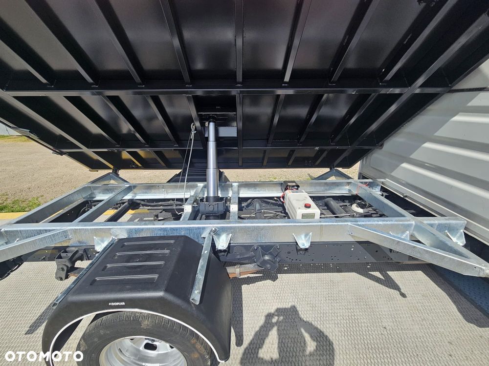 Iveco Daily 35C13 - 13