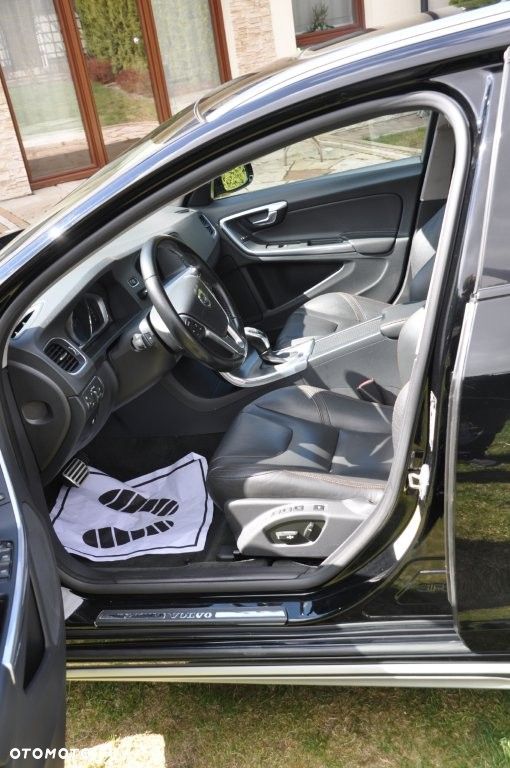 Volvo V60 Cross Country T5 AWD Summum - 10
