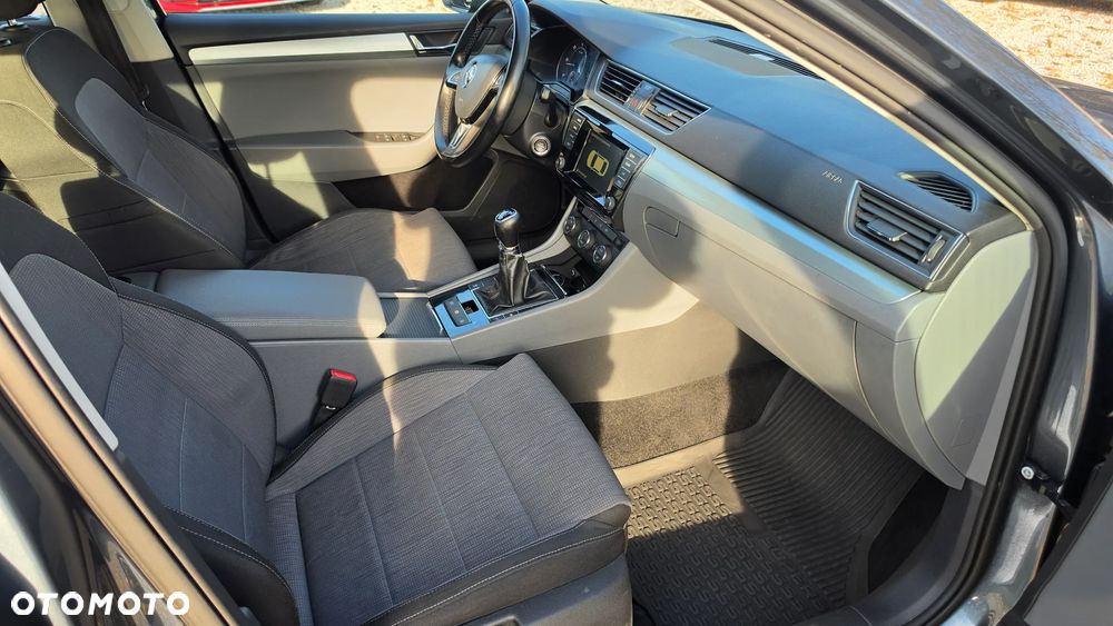 Skoda Superb 2.0 TDI Active - 13