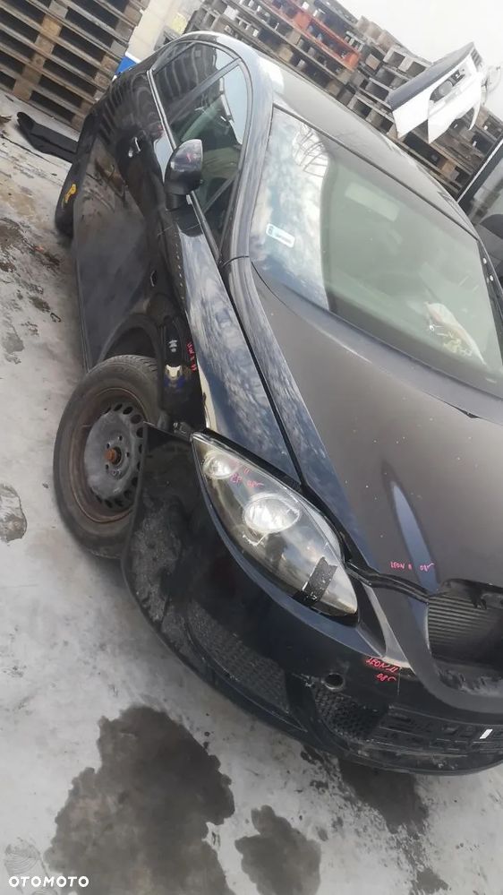 SEAT LEON II KAROSERIA DRZWI BŁOTNIK REFLEKTOR ZDERZAK - 2