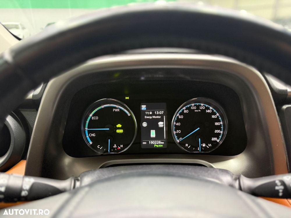 Toyota RAV4 2.5 VVT-i 4x4 Luxury - 22