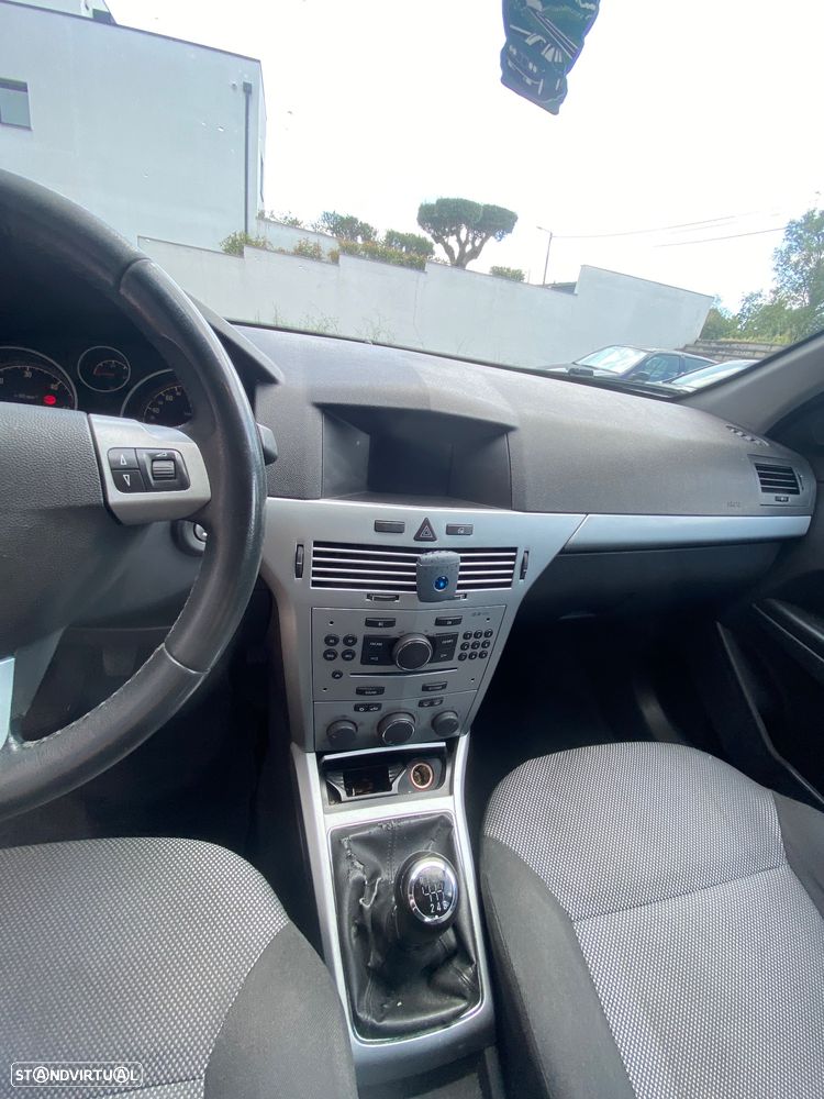 Opel Astra 1.7 CDTI Cosmo ecoFLEX - 2
