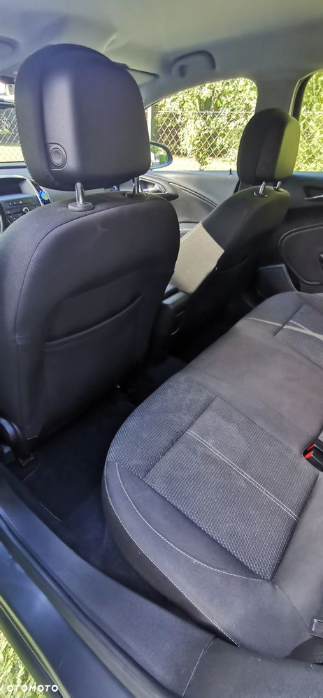 Opel Astra 2.0 CDTI Cosmo - 12