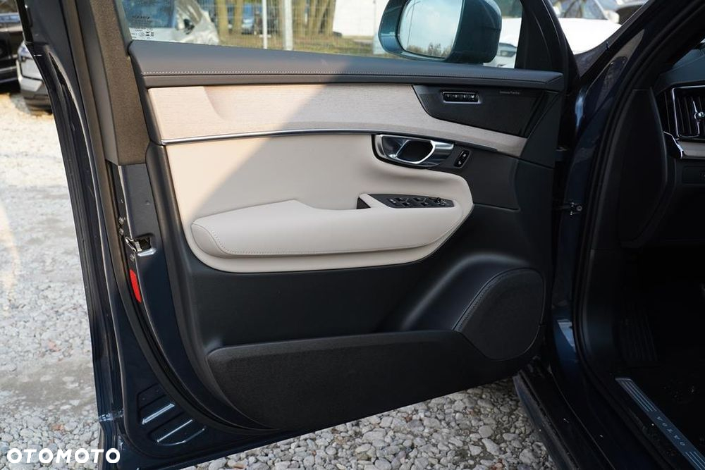 Volvo XC 90 B5 B AWD Ultra Bright 7os - 11