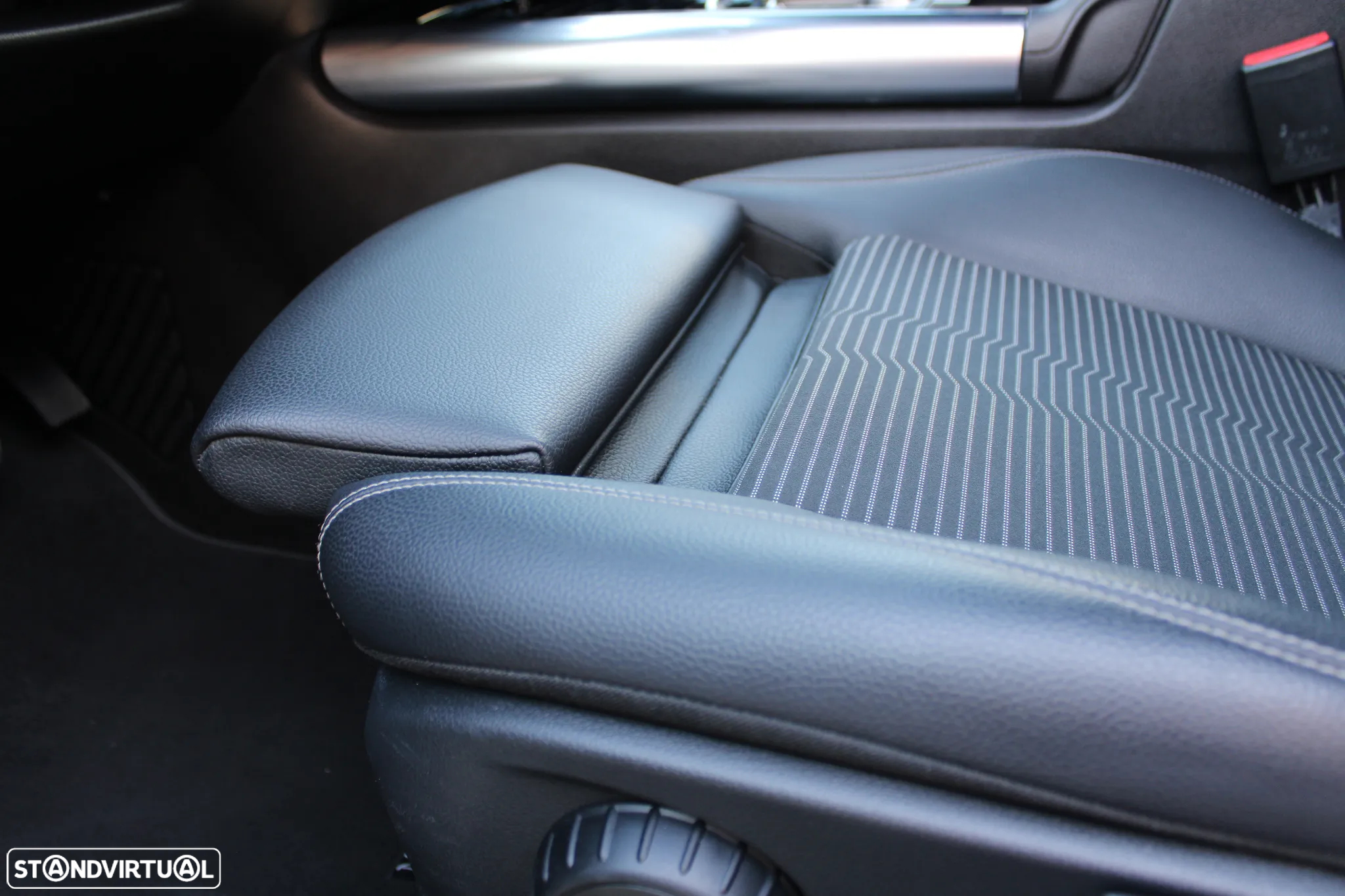 Mercedes-Benz B 180 d Progressive Aut. - 44