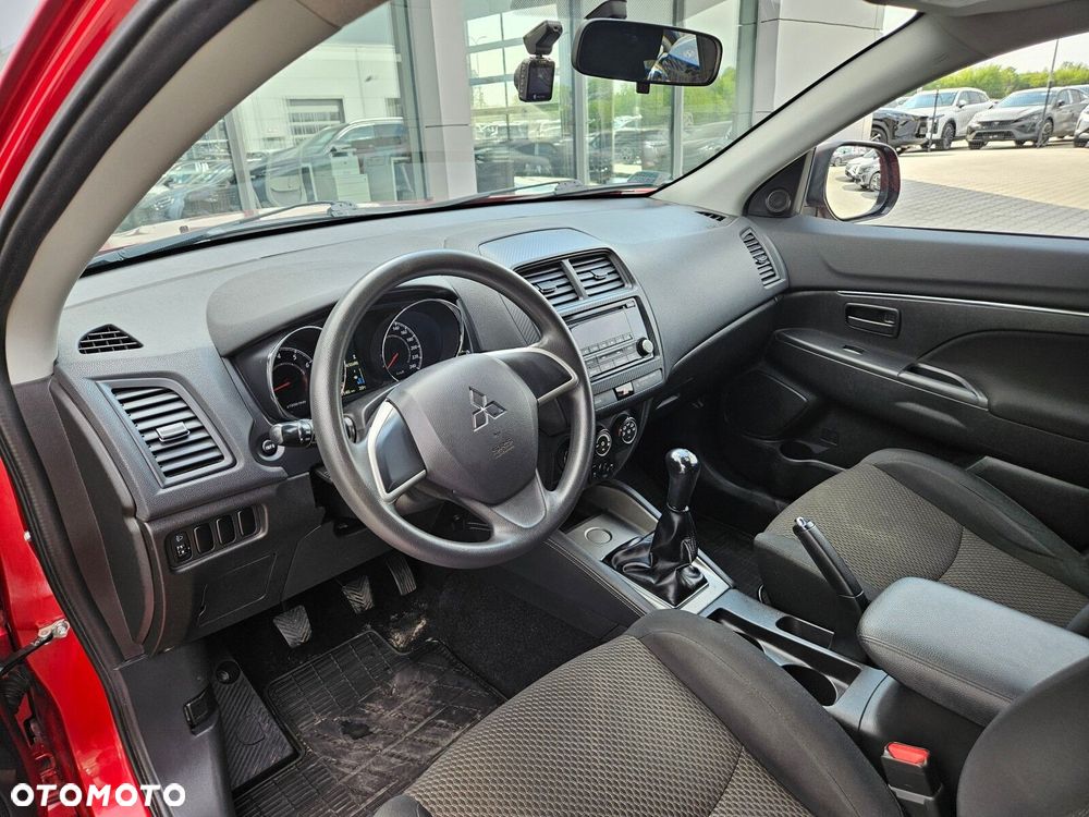 Mitsubishi ASX 1.6 Inform - 9