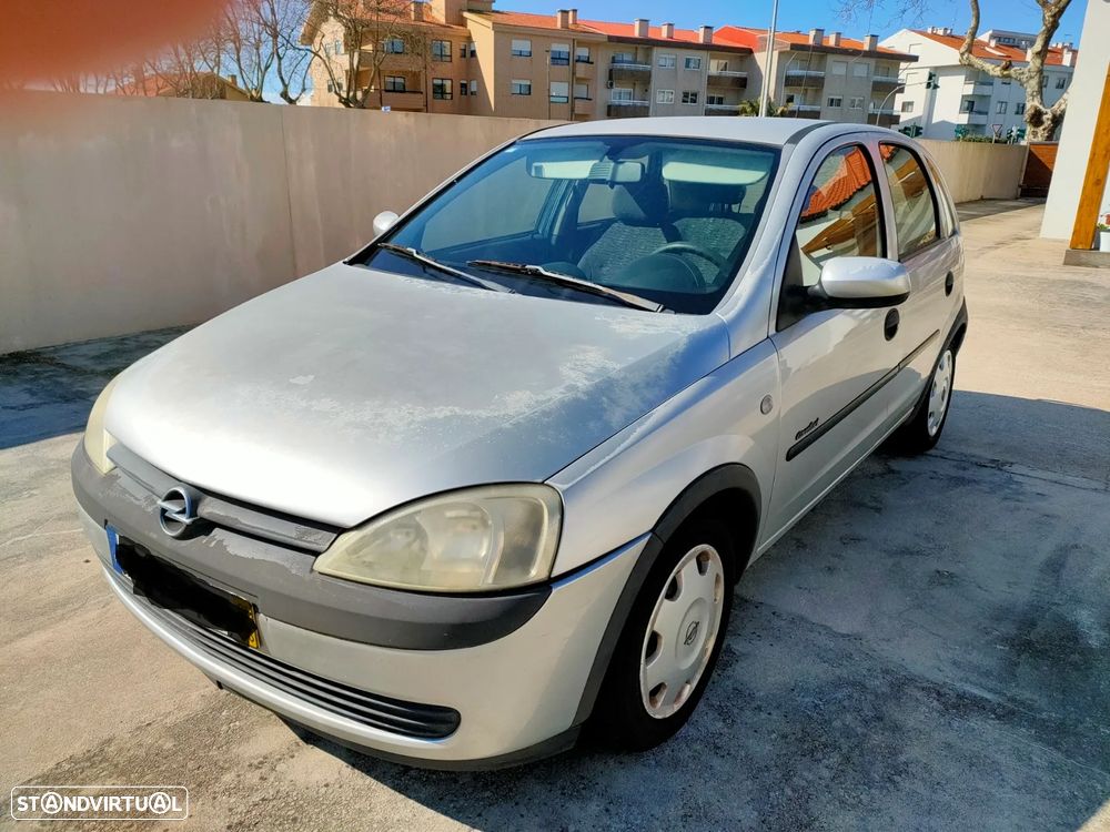 Opel Corsa 1.2 16V Confort - 1