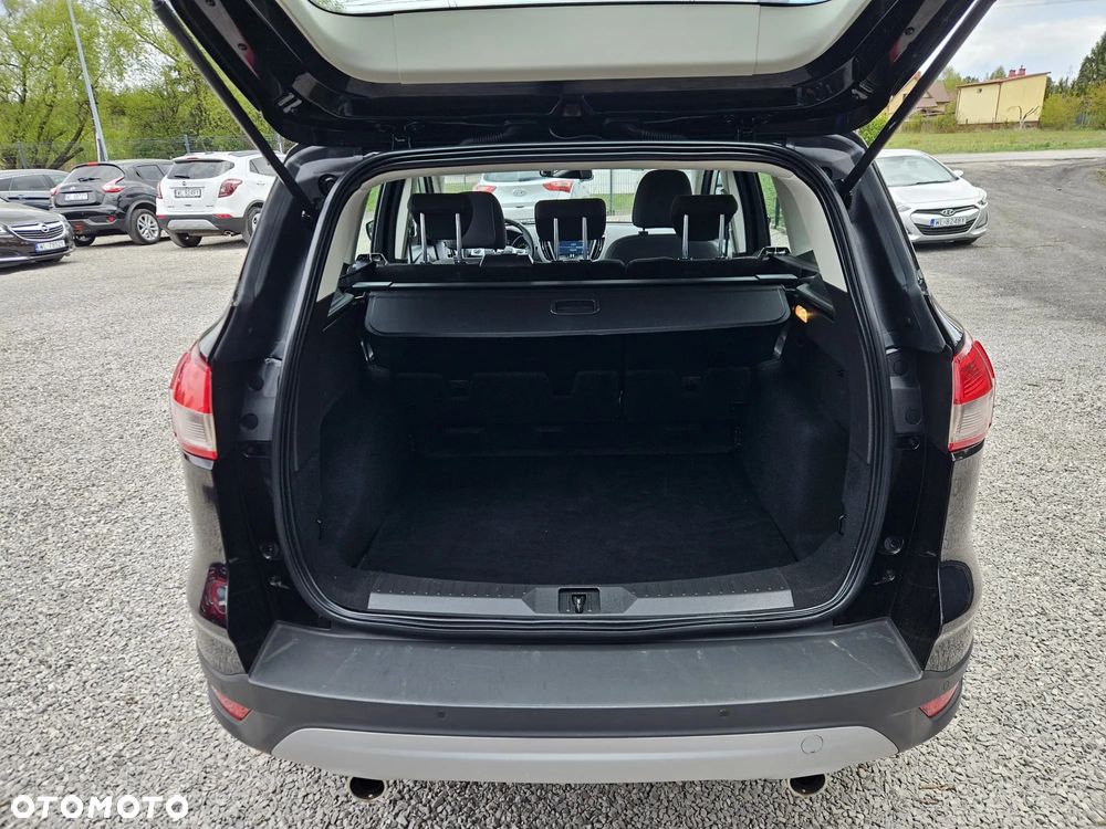 Ford Kuga 2.0 TDCi 4x4 Trend - 36