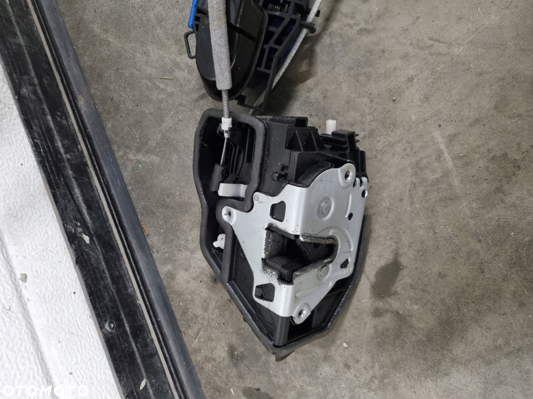 BMW 1 F20 ZAMEK DRZWI TYLNY LEWY TYŁ 7229459 - 6