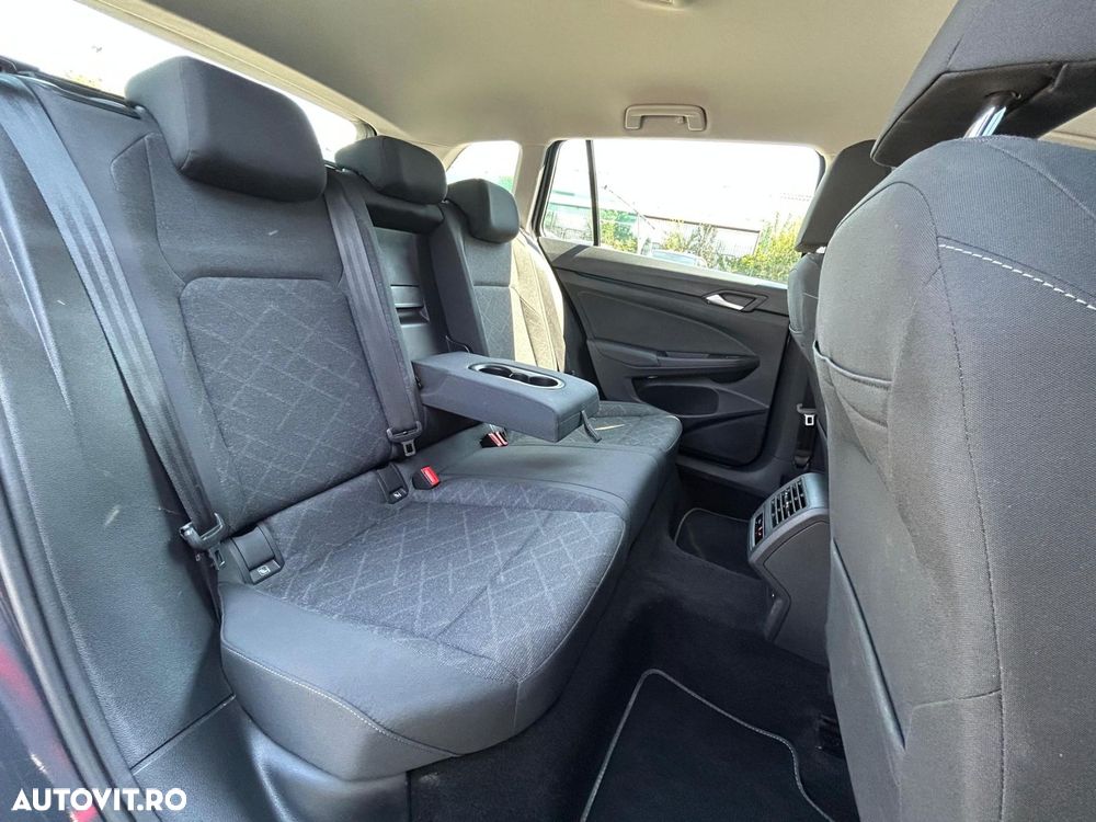 Volkswagen Golf 1.0 eTSI OPF DSG Life - 18