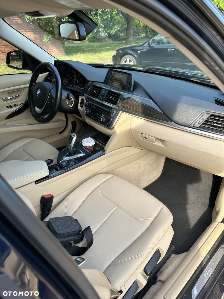 BMW Seria 3 318d Luxury Line - 16