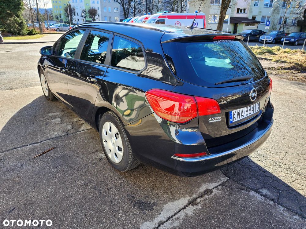 Opel Astra 1.4 Turbo 150 Jahre - 6