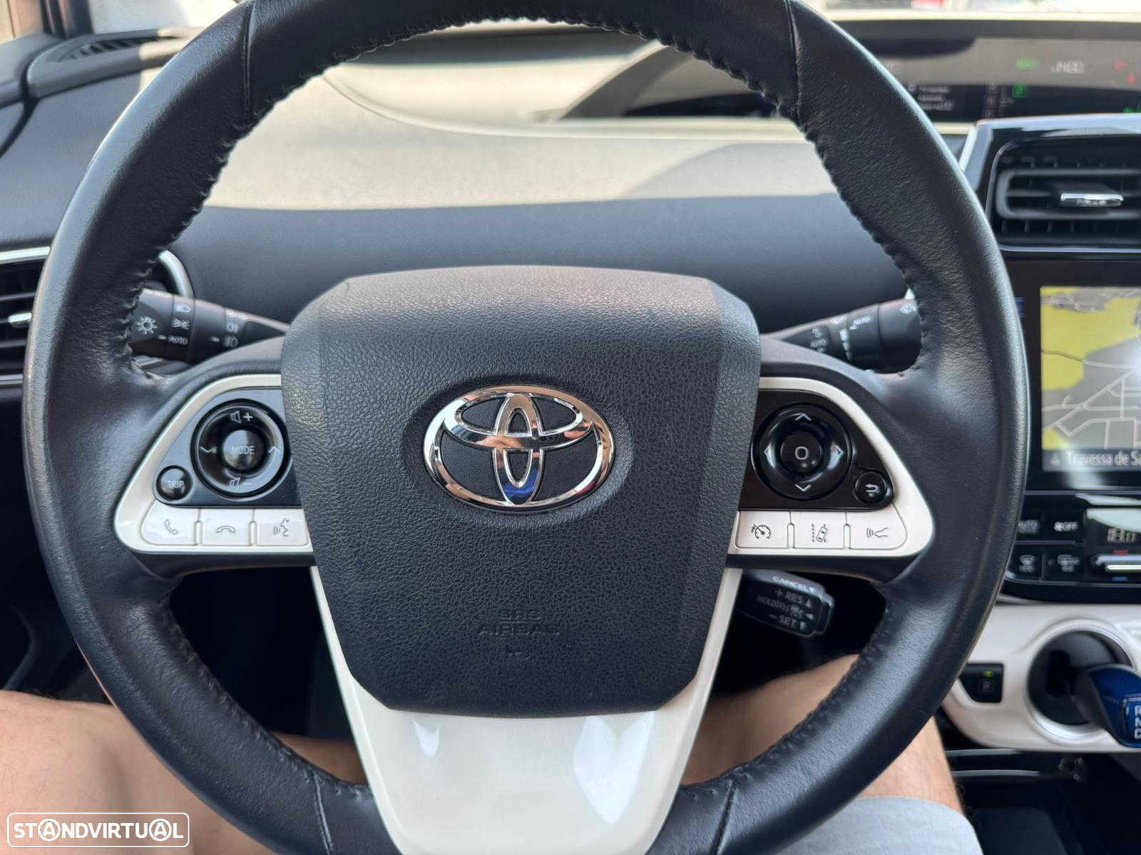 Toyota Prius 1.8 Plug-In Premium - 25