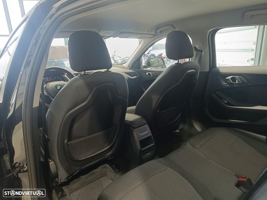 BMW 118 i Auto - 15